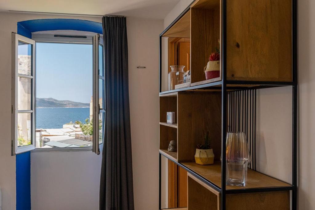 Casa Nostra : Bienvenue Chez Nous ! Apartment แซ็งต์-โฟลร็องต์ ภายนอก รูปภาพ